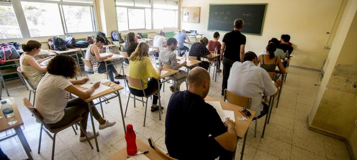 El IES San Blas acoge una de las pruebas de las oposiciones de Educación