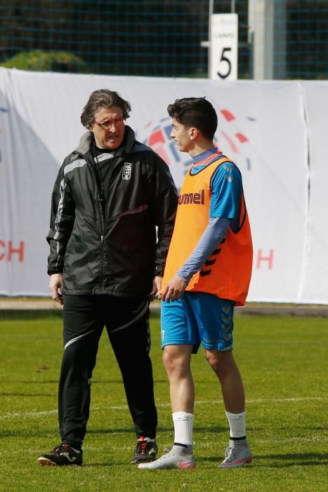 Entrenamiento del Real Oviedo en el Requexón