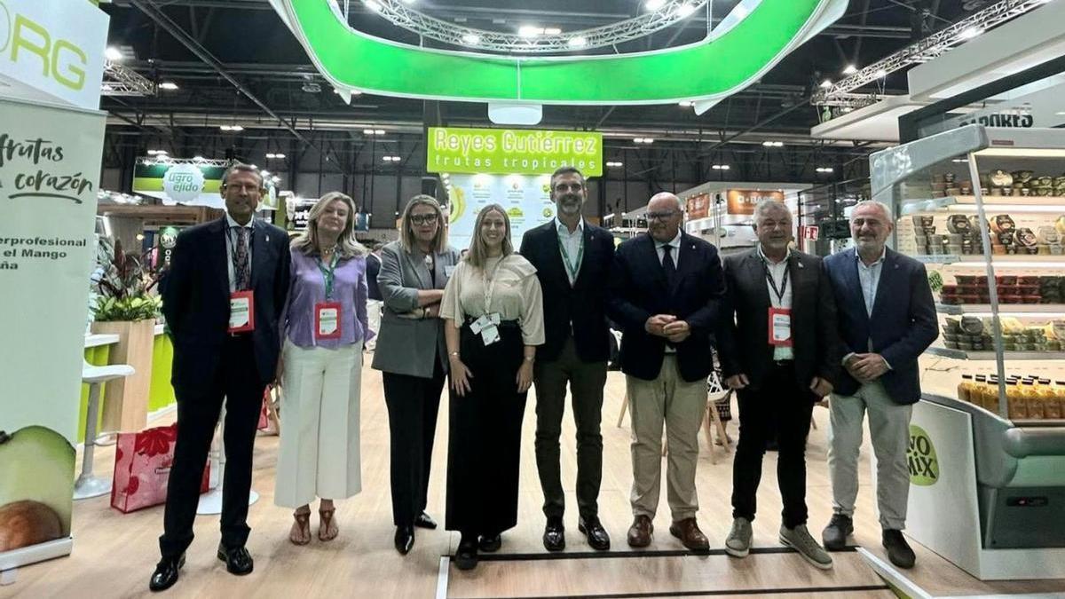 Autoridades provinciales, comarcales y locales, durante la inauguración de Fruit Attraction en Ifema.