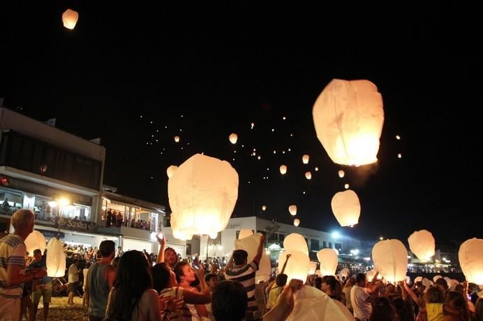 Suelta de los farolillos en Playa Blanca 2017