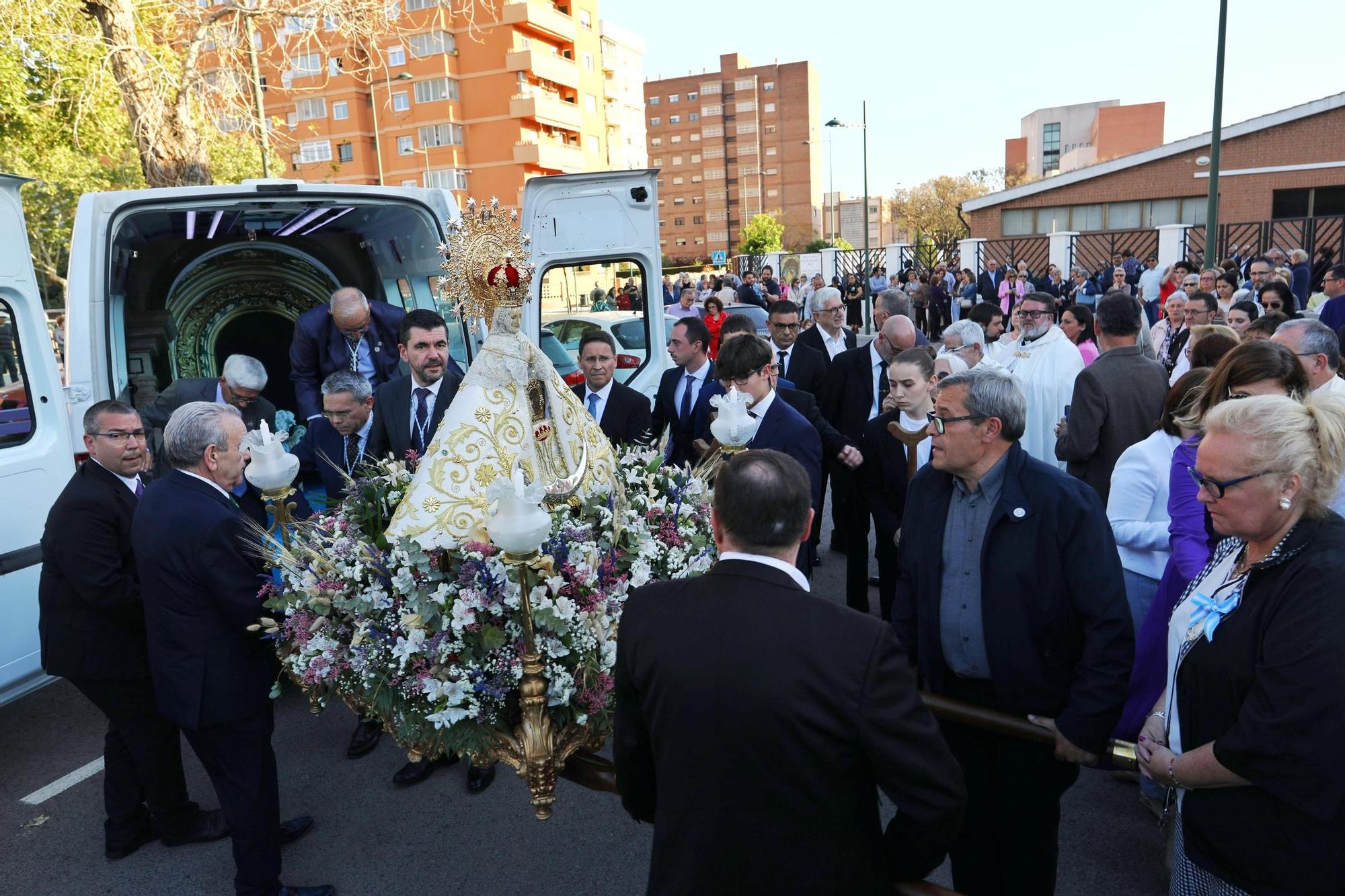 Las imágenes de la llegada de Lleó a a la iglesia de Santo Tomás de Villanueva
