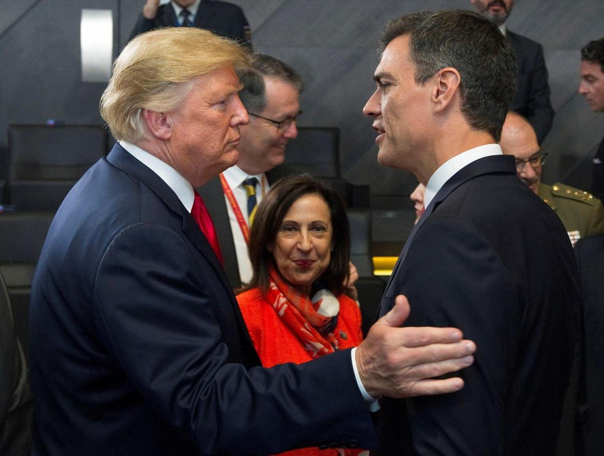 Turmp y Sánchez en una cumbre de la OTAN en julio de 2018.