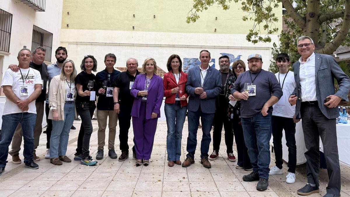 Participantes en la muestra de vinos de la provincia.