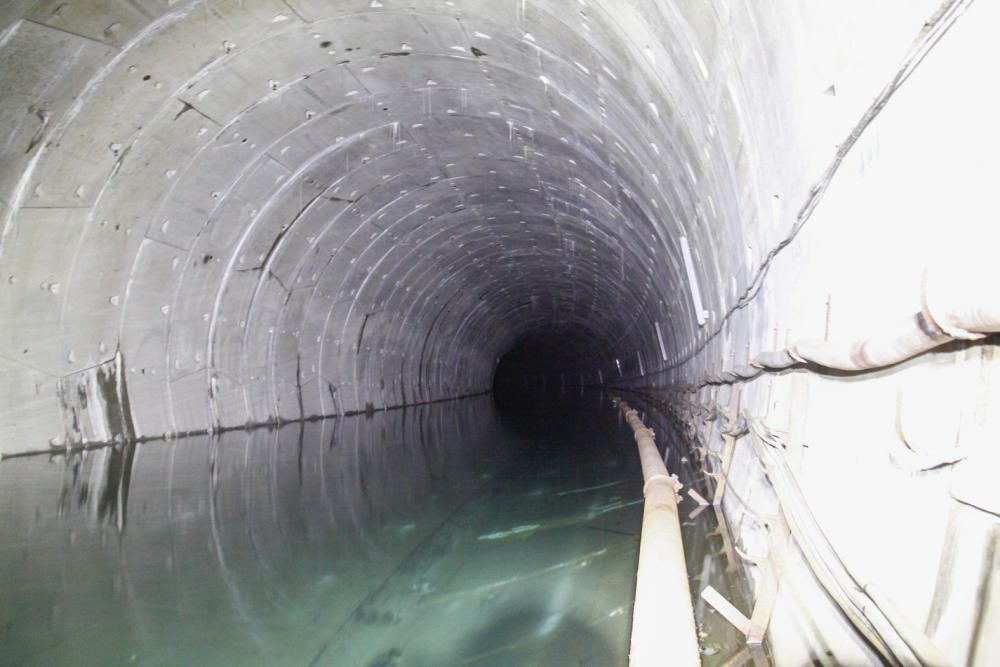 Imágenes del "tunelón" del metrotrén inundado.