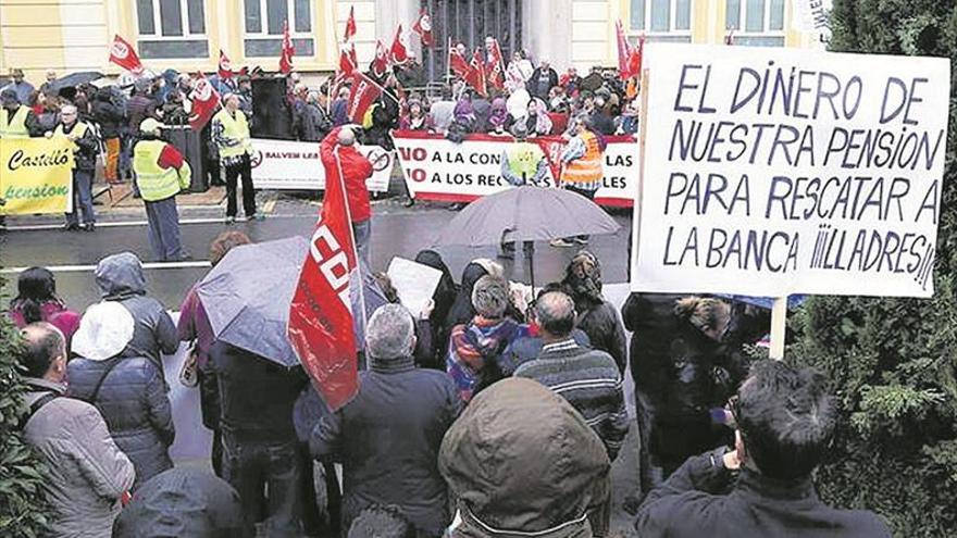 Un tercio de las familias españolas vive de los sueldos de pensionistas