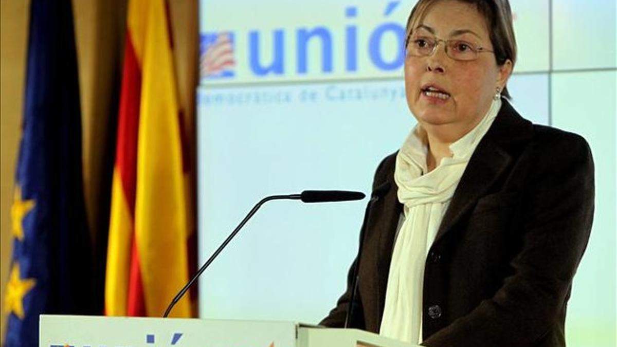 La portavoz de Unió, Marta Llorens, en la rueda de prensa de este miércoles. EFE / TONI ALBIR