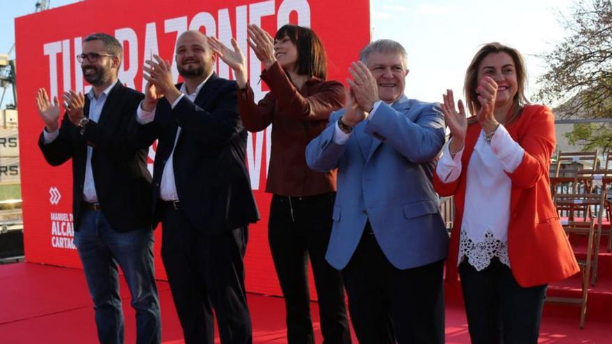 Vélez y Morant arropan a Manuel Torres en su presentación como candidato a la alcaldía de Cartagena