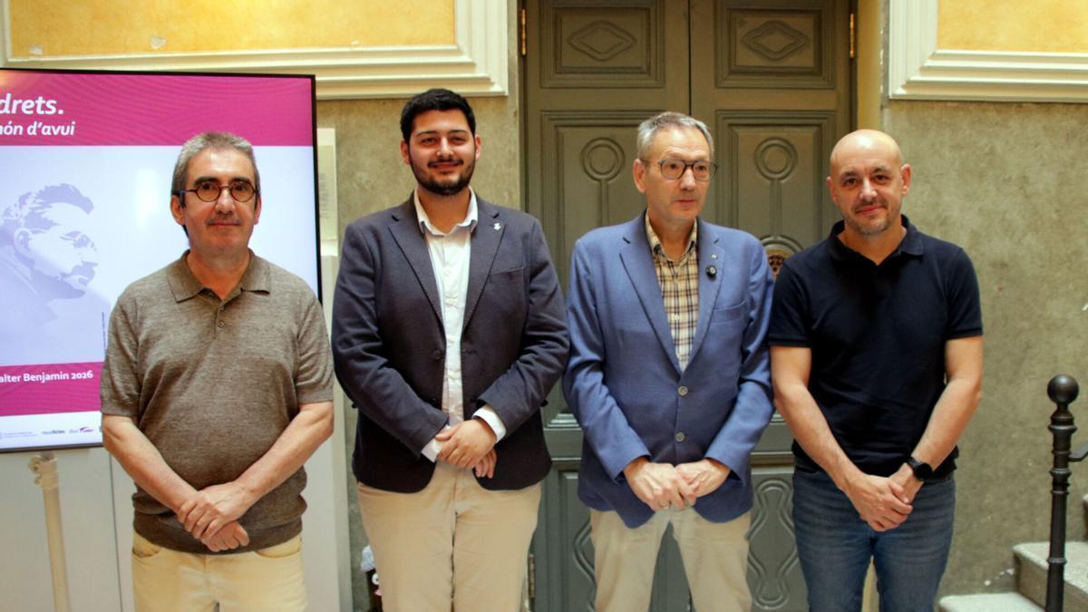 Aguirre, Rodríguez, Font i Fuentes durant la presentació del Col·loqui Walter Benjamin
