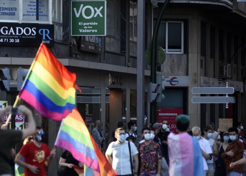 Cientos de personas se manifiestan en Murcia por un orgullo de clase y combativo