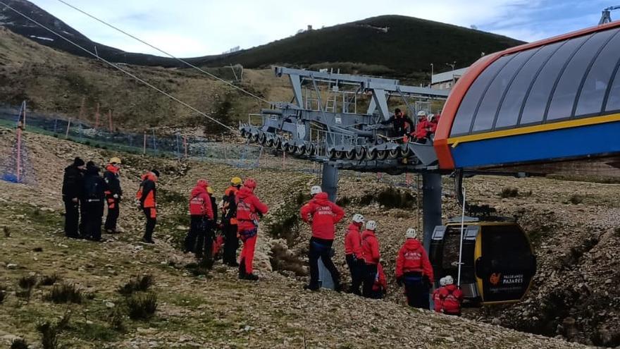 Un carnaval sin nieve: las estaciones de esquí pasarán en claro el puente del Antroxu