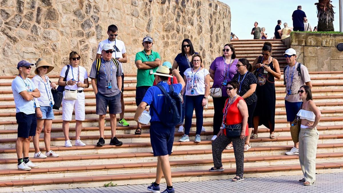 Las Palmas de Gran Canaria celebra el Día Mundial del Turismo reivindicando el valor cultural natural y social de Las Canteras.