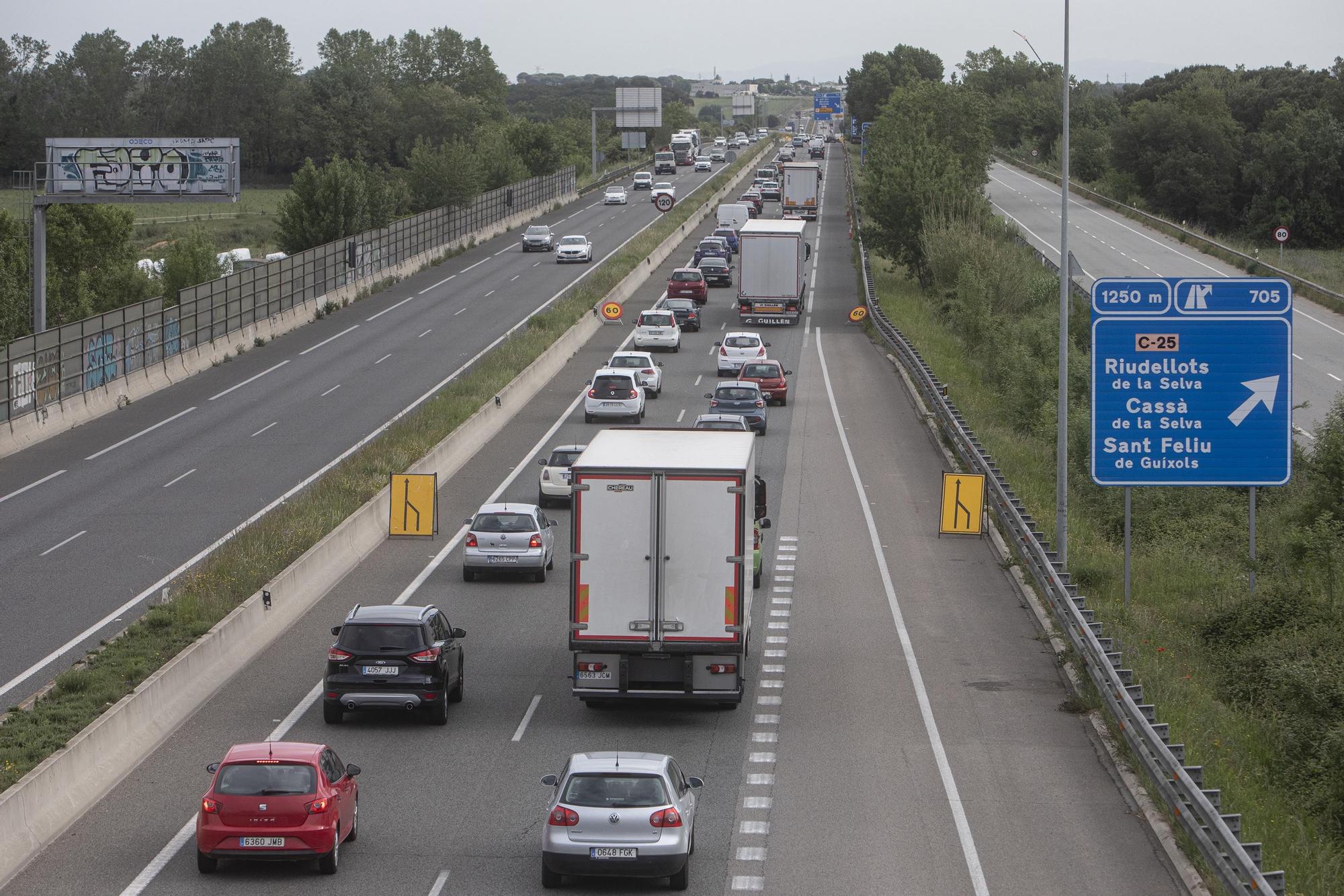 Cues quilomètriques a l'A-2.