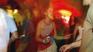 Reobre Karma, la històrica discoteca de la plaça Reial de Barcelona, després de set mesos tancada i amb un nou estil