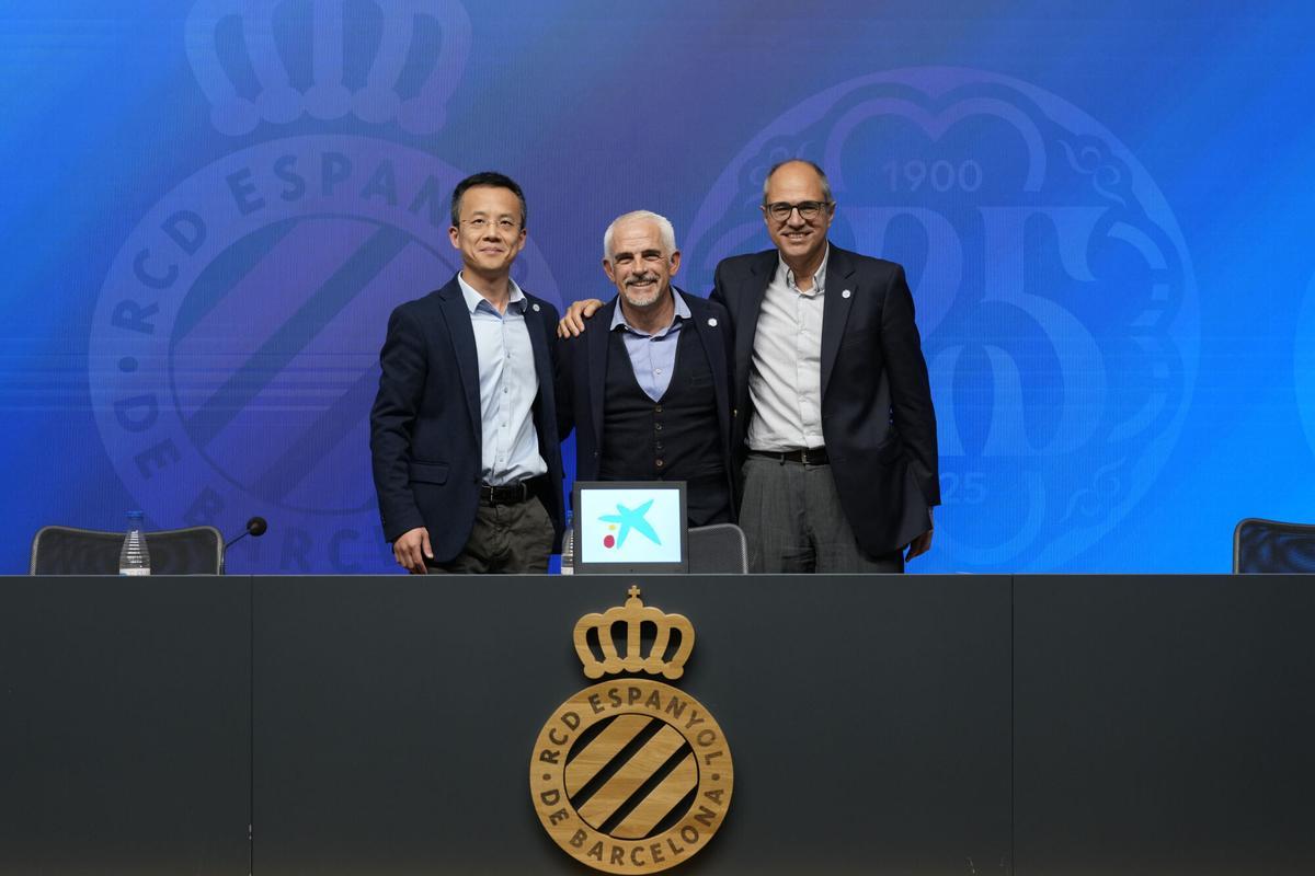 Mao Ye, Alan Pace y Antonio Dávila, el pasado 14 de abril.