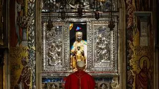 Montserrat ovaciona al Papa, que habla en catalán y ensalza los valores de integración de Catalunya