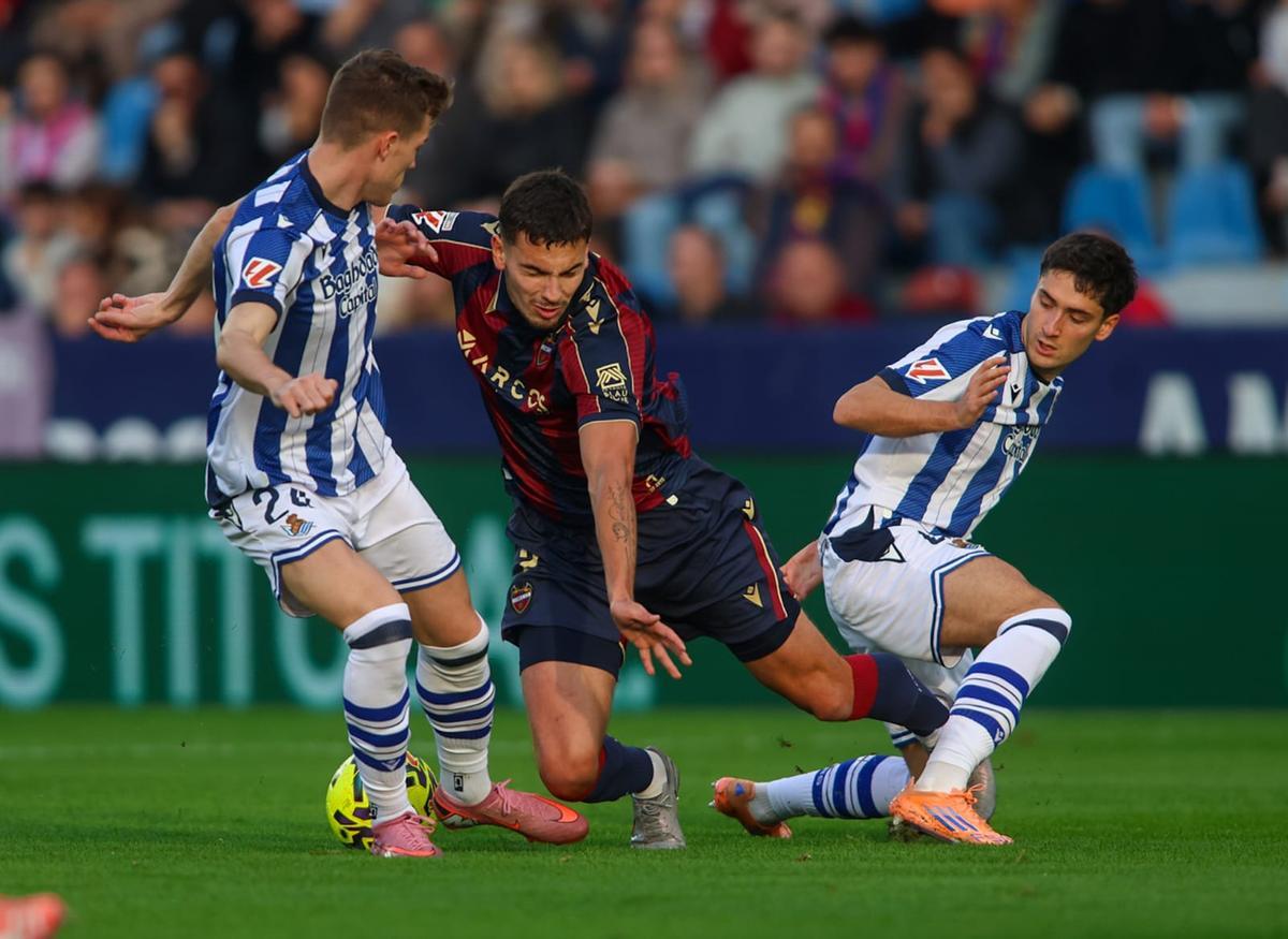 Levante-Real Sociedad, en imágenes