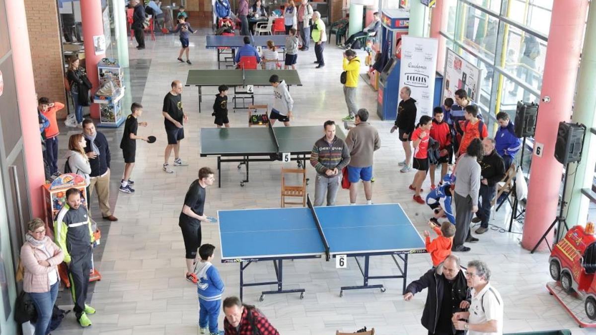 Una pasada edición del torneo de Tenis de Mesa de Zaragoza
