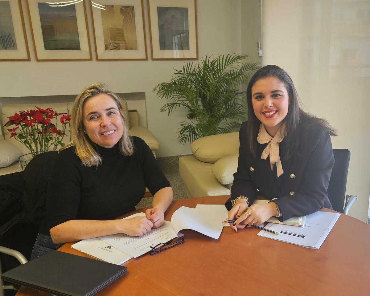 Momento de la firma del convenio entre la Fundación La Caixa y Cultura