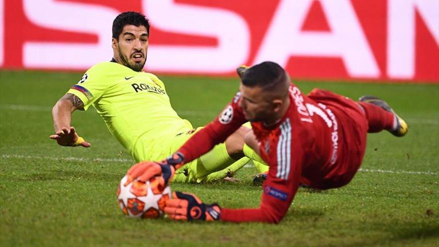 Al Barça le falta puntería en Lyon