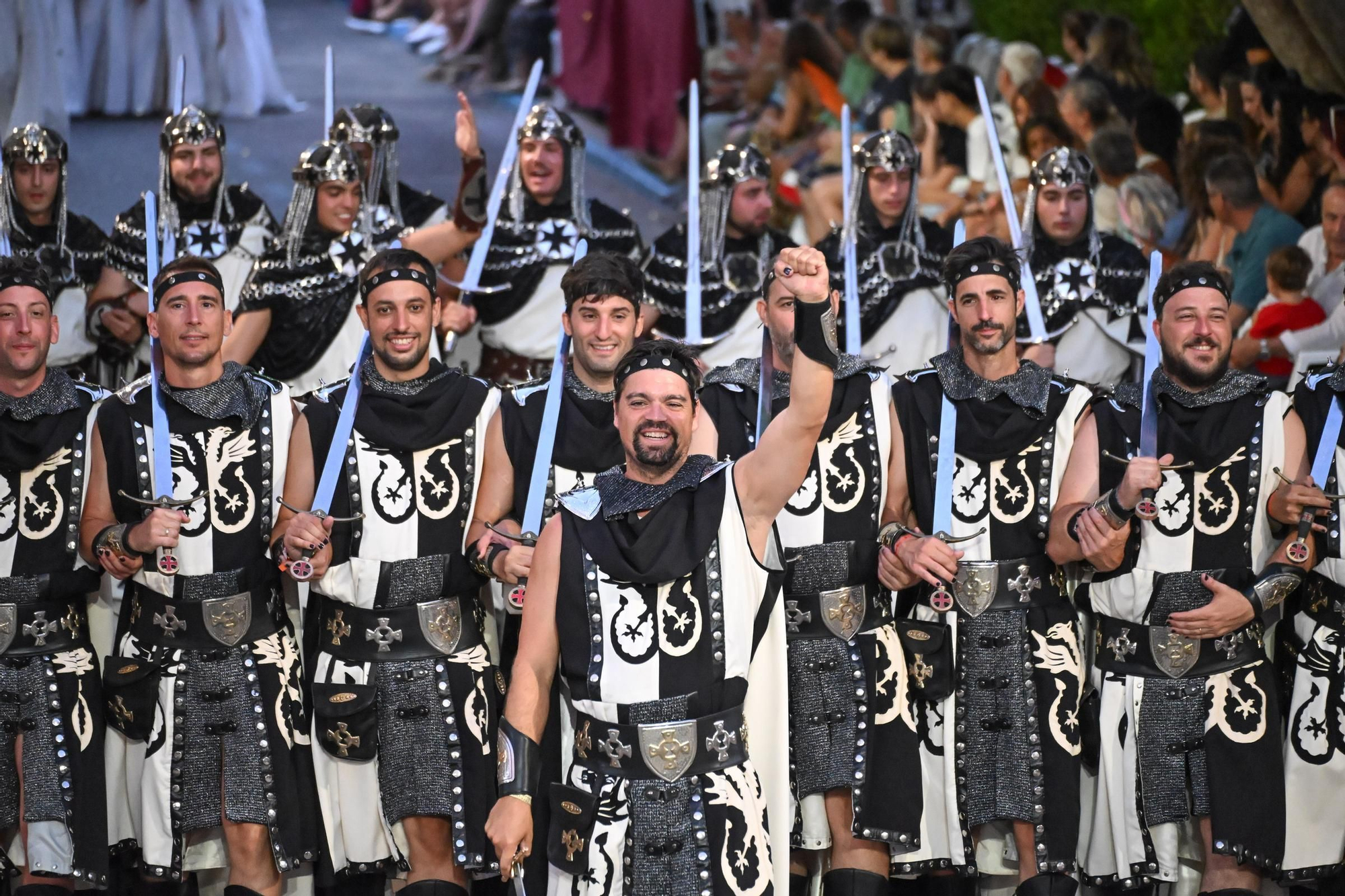 Las mejores imágenes de la Entrada Cristiana de las fiestas de Novelda