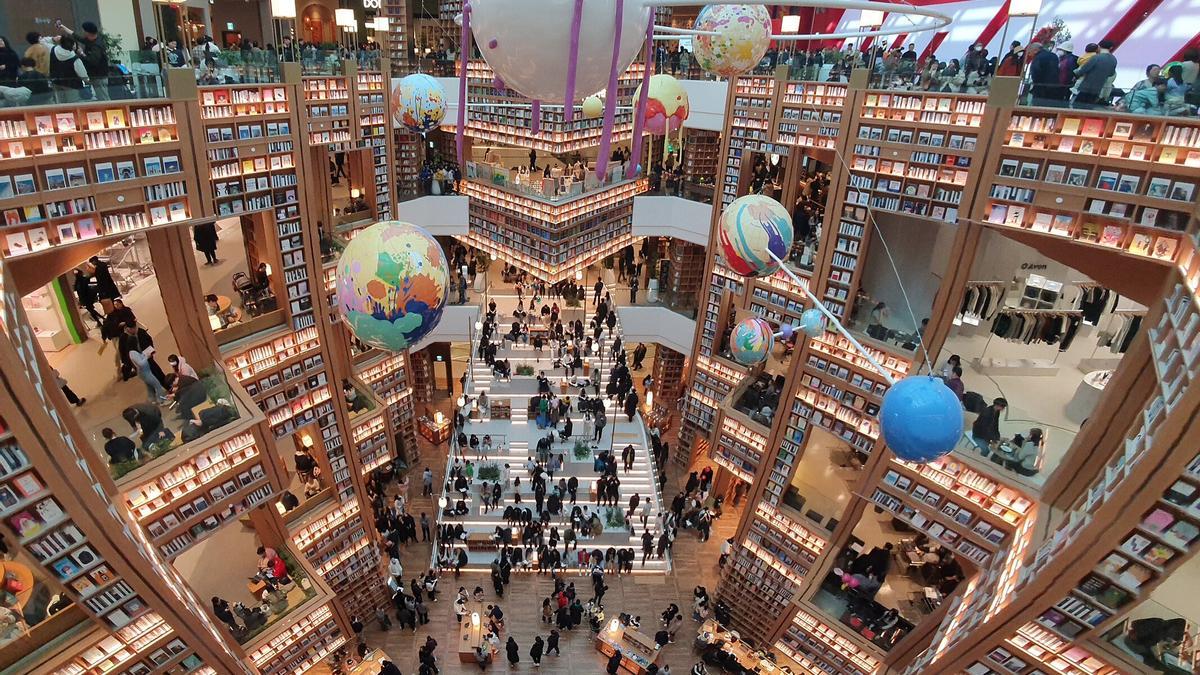 ¿Amante de los vinilos y los libros? Visita este colosal centro comercial de Corea del Sur