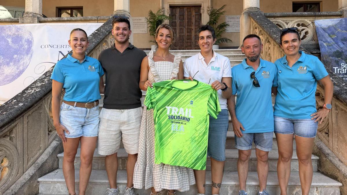Representantes de ELA Balears han agradecido el apoyo recibido y el compromiso mostrado por Andratx con las personas afectadas por la esclerosis lateral amiotrófica.