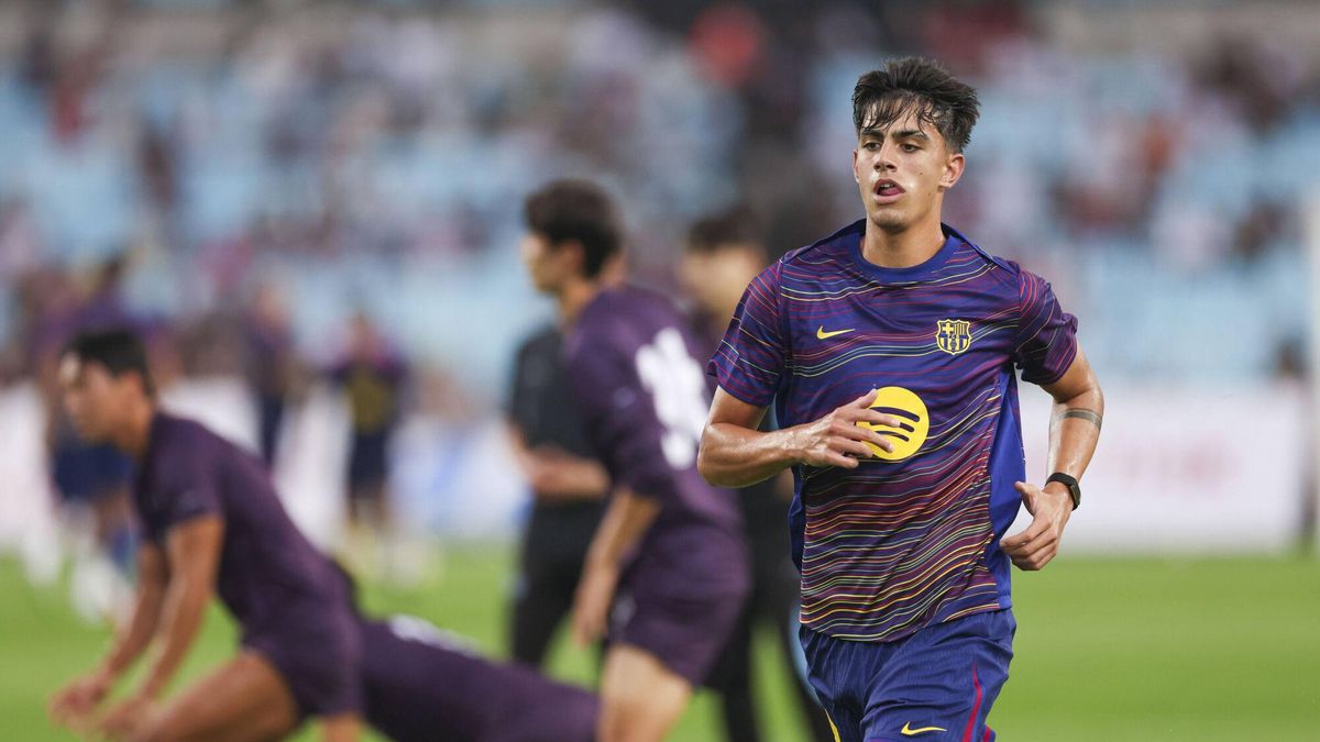 برشلونة يسعى لتسجيل مارك بيرنال بالقميص رقم 22 وسط تحديات اقتصادية