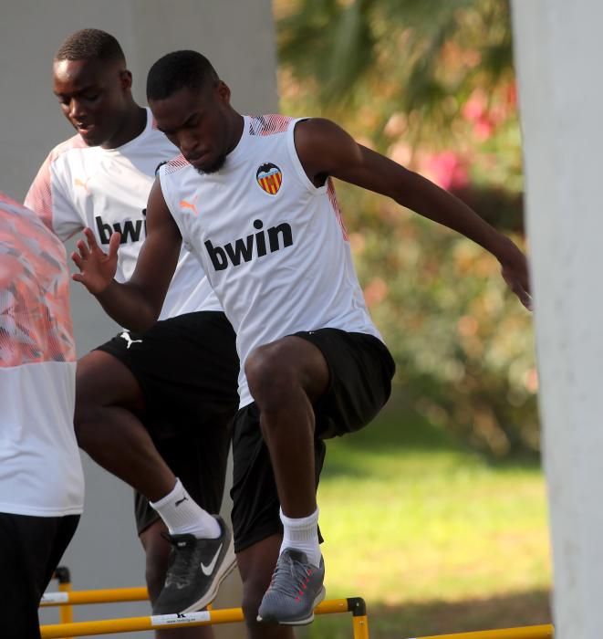 El Valencia vuelve al río con los internacionales