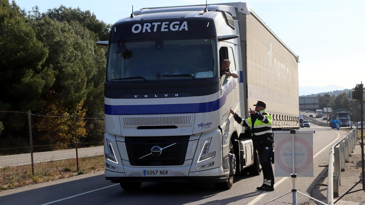 Així ha estat el control de camions a l'A-2, al Bruc, aquest dimecres