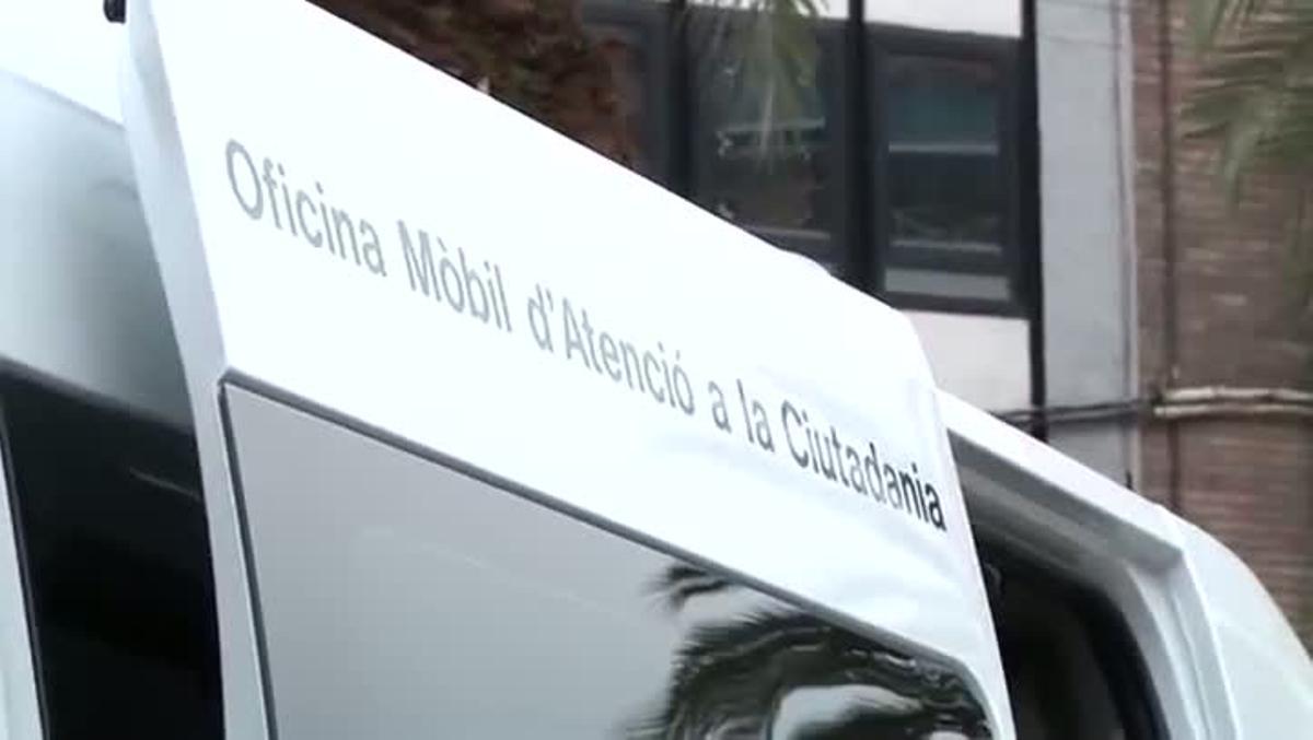 Presentació de la nova Oficina Mòbil de la Policia Local de Santa Coloma, dimecres de la setmana passada.