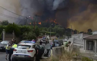 Un bomber que treballa en l'extinció d'un foc a Ourense: "Vaig creure que no en sortiria amb vida"