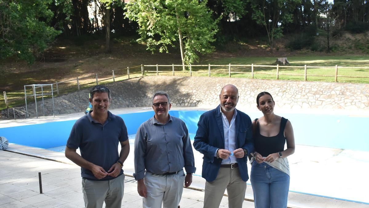 Vídeos | Las piscinas de Cáceres se preparan para un nuevo verano