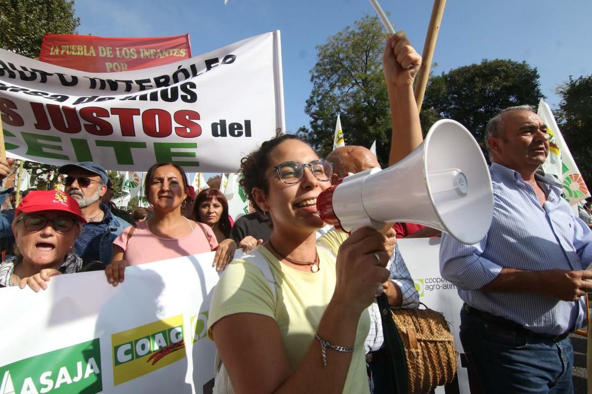 Córdoba se suma a la gran manifestación del olivar en Madrid