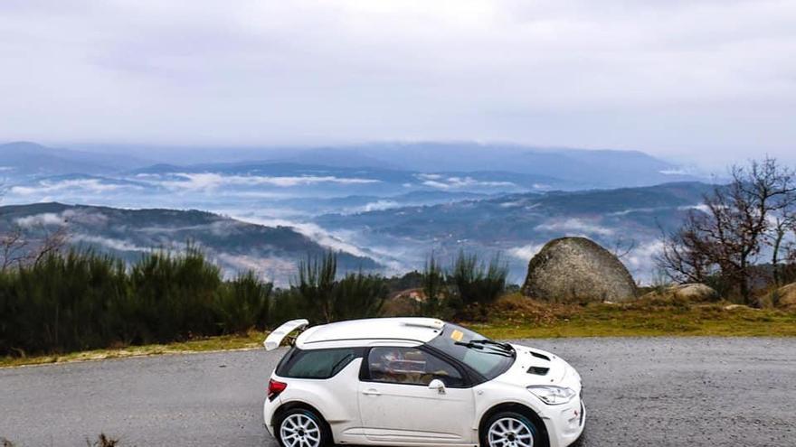 El nuevo Citroën DS3 R5 de Alberto Meira, durante uno de los test de prueba de esta pretemporada. // @alberto.meirafernandez