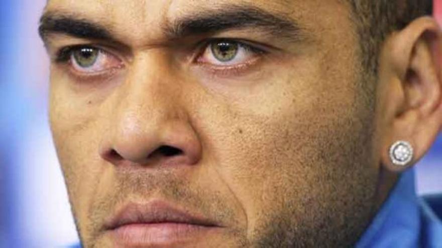 Alves:"Perder a Guardiola no pasa por mi cabeza"