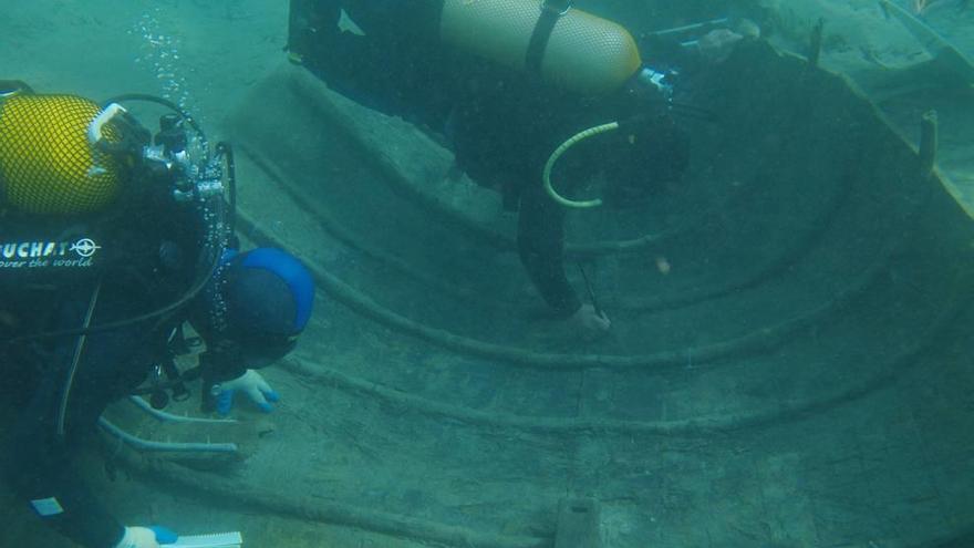 El Museo del Barco Fenicio echará a andar en 2017 con la prospección del pecio