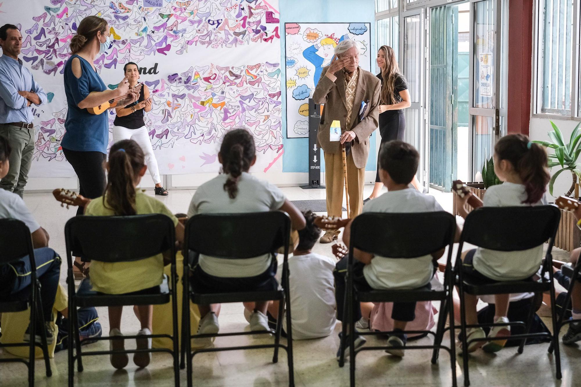 Pepe Dámaso visita el colegio Pepe Dámaso