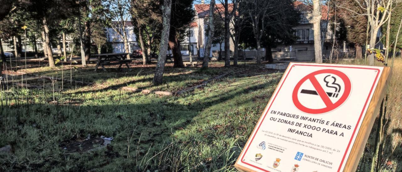 Uno de los carteles colocados en los espacios públicos frecuentados por niños.