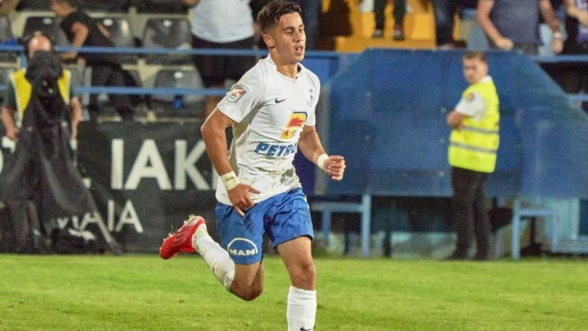 Enes Sali se convirtió, con este golazo, en el futbolista más joven en marcar en la primera división rumana