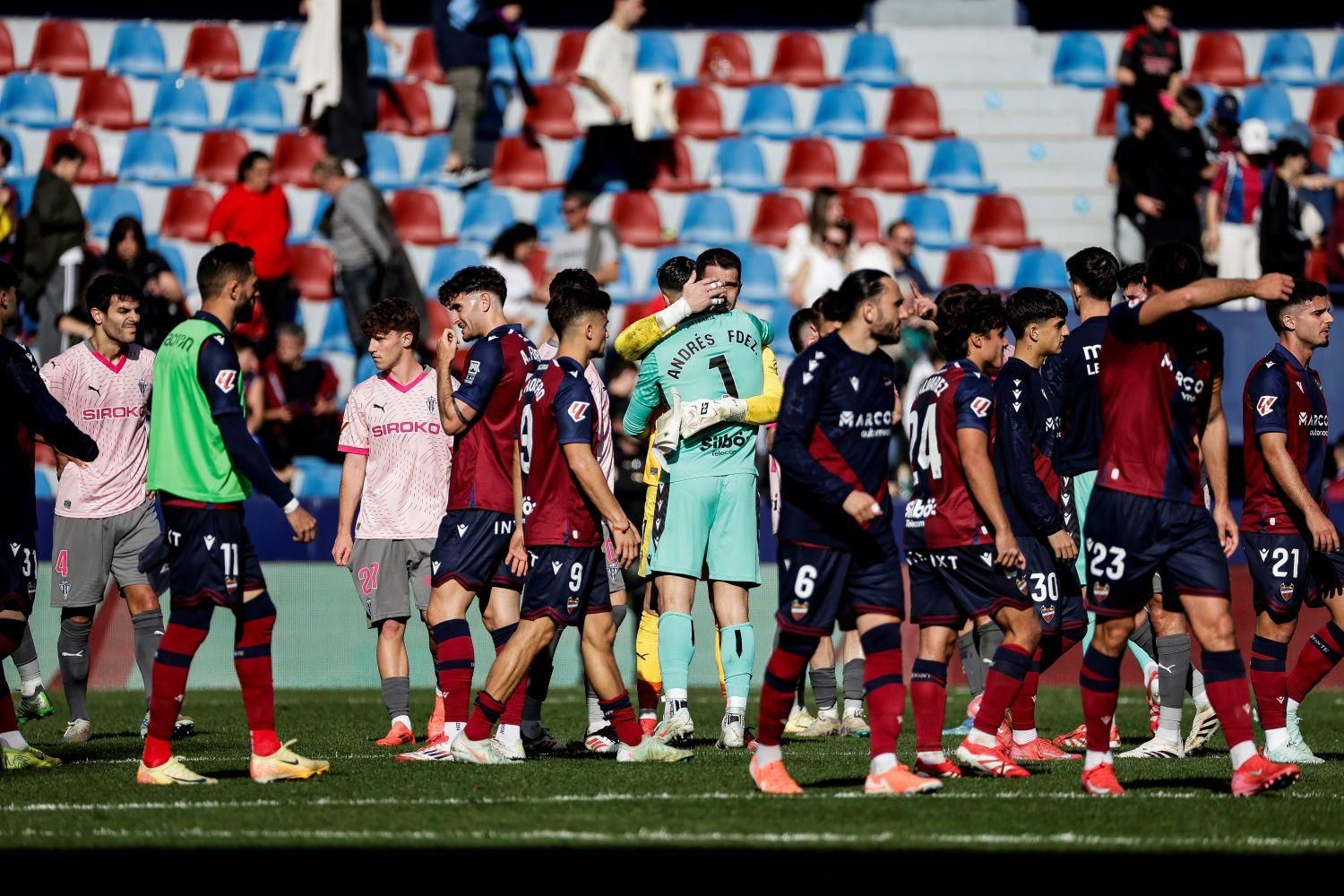 Así fue el partido entre el Sporting y el Levante