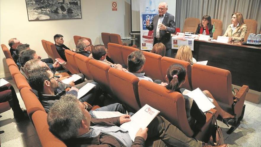 Los vendedores del mueble se unen para coger impulso frente a amenazas foráneas