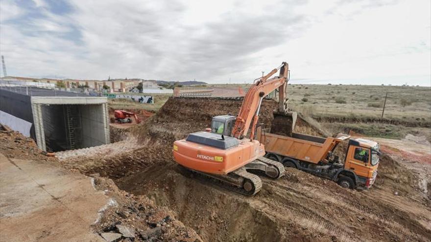 Un estudio desvela que es imposible que se cumplan los plazos del AVE