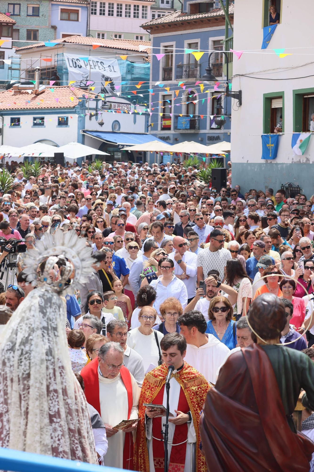 EN IMÁGENES: así fue el día de L'Amuravela en Cudillero