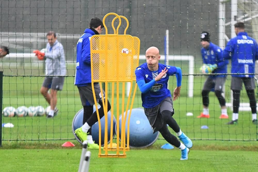 Entrenamiento en la ciudad deportiva de Abegondo.