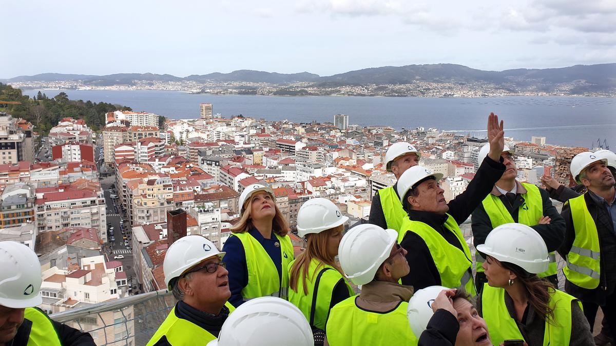 VISITA DEL VICEPRESIDENTE DE LA XUNTA, ALFONSO RUEDA, A LAS OBRAS DE LA CIDADE DA XUSTIZA, ACOMPAÑADO ENTRE OTROS, DEL DIRECTOR DE OBRA Y ARQUITECTO DEL PROYECTO, ALFONSO PENELA.