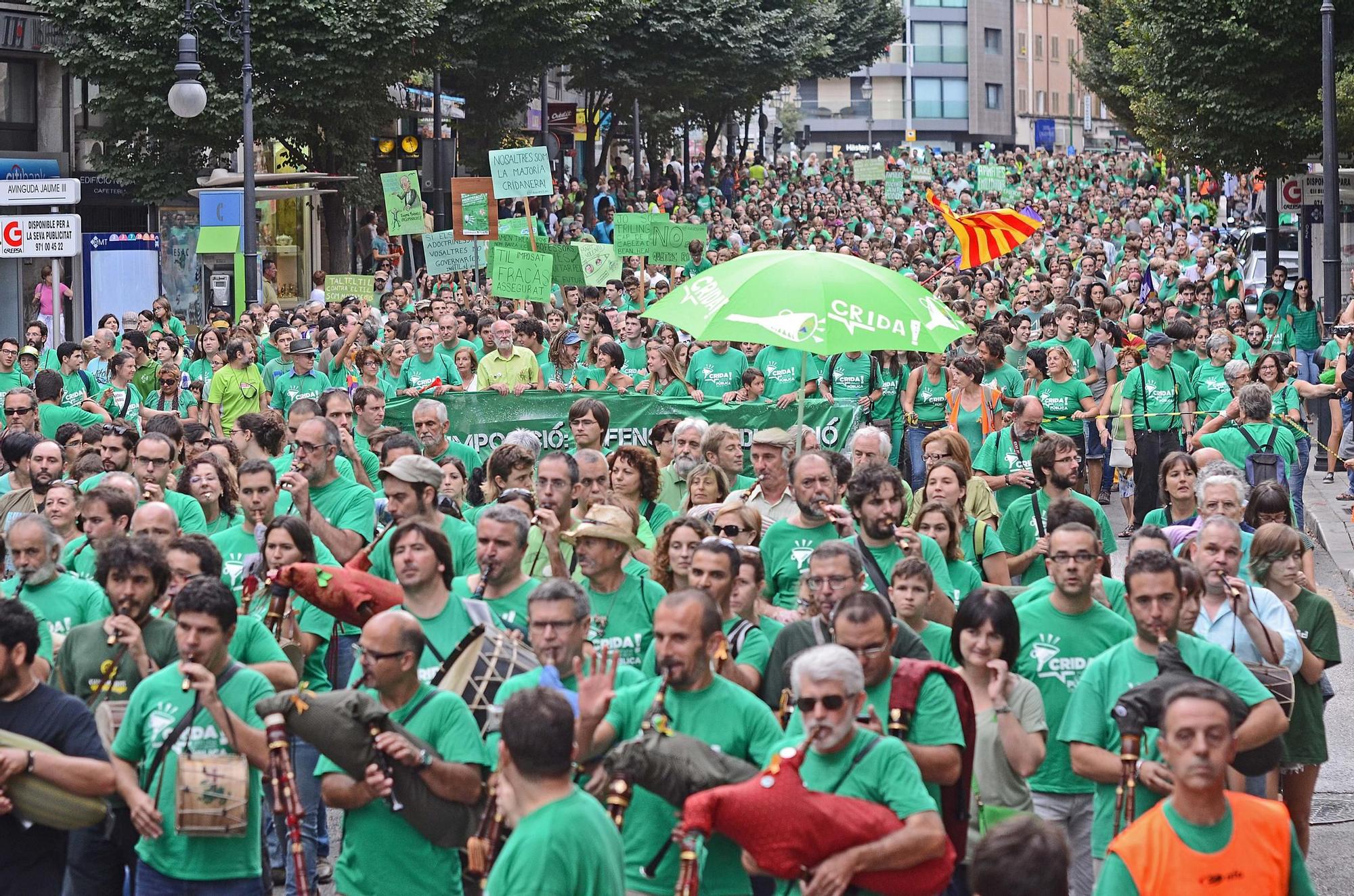 FOTOS | Se cumplen 10 años de la gran manifestcación contra el TIL en Palma