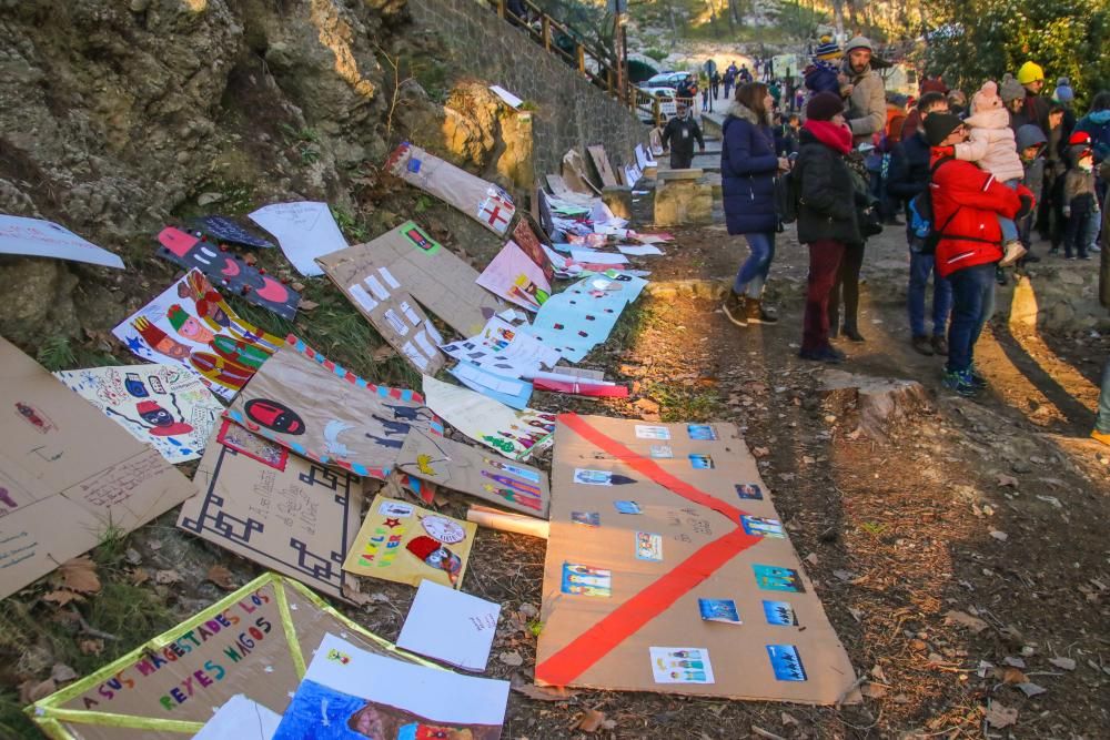 Los Reyes Magos abren las puertas de su campamento