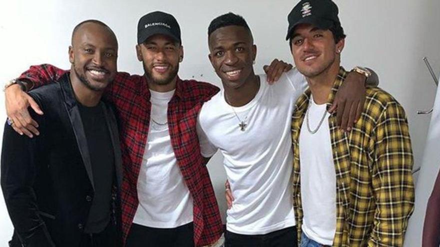 Neymar, en la fiesta de cumpleaños adelantada de Vinicius