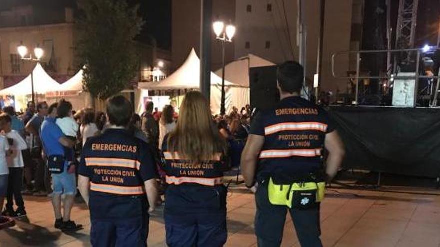 Voluntarios de Protección Civil de La Unión, en el recinto festivo del año pasado.