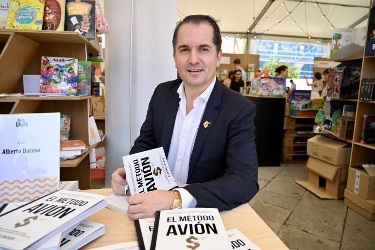 Alberto Dacasa, autor de “El método Avión”. | // RAFA VÁZQUEZ